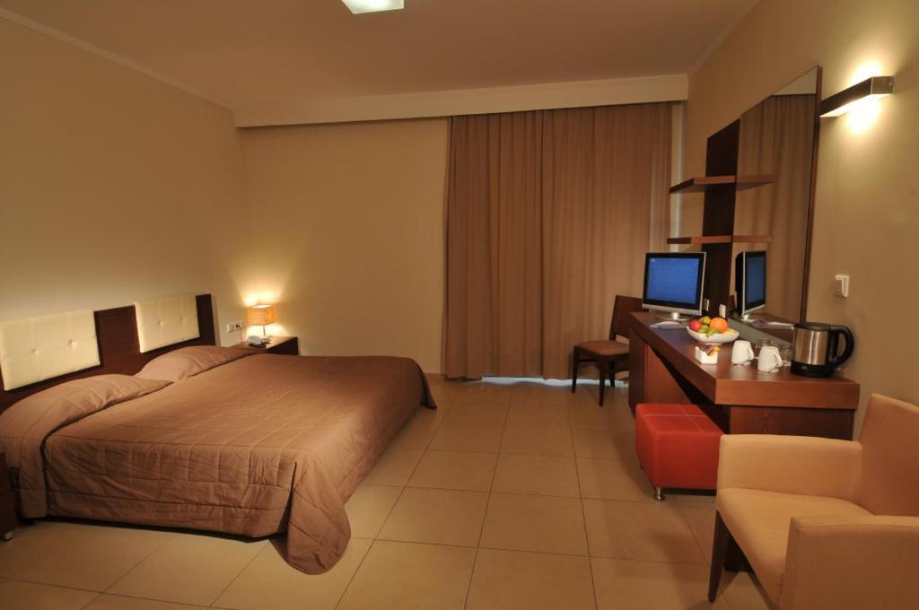 Blue Lagoon Resort Kos Town Phòng bức ảnh